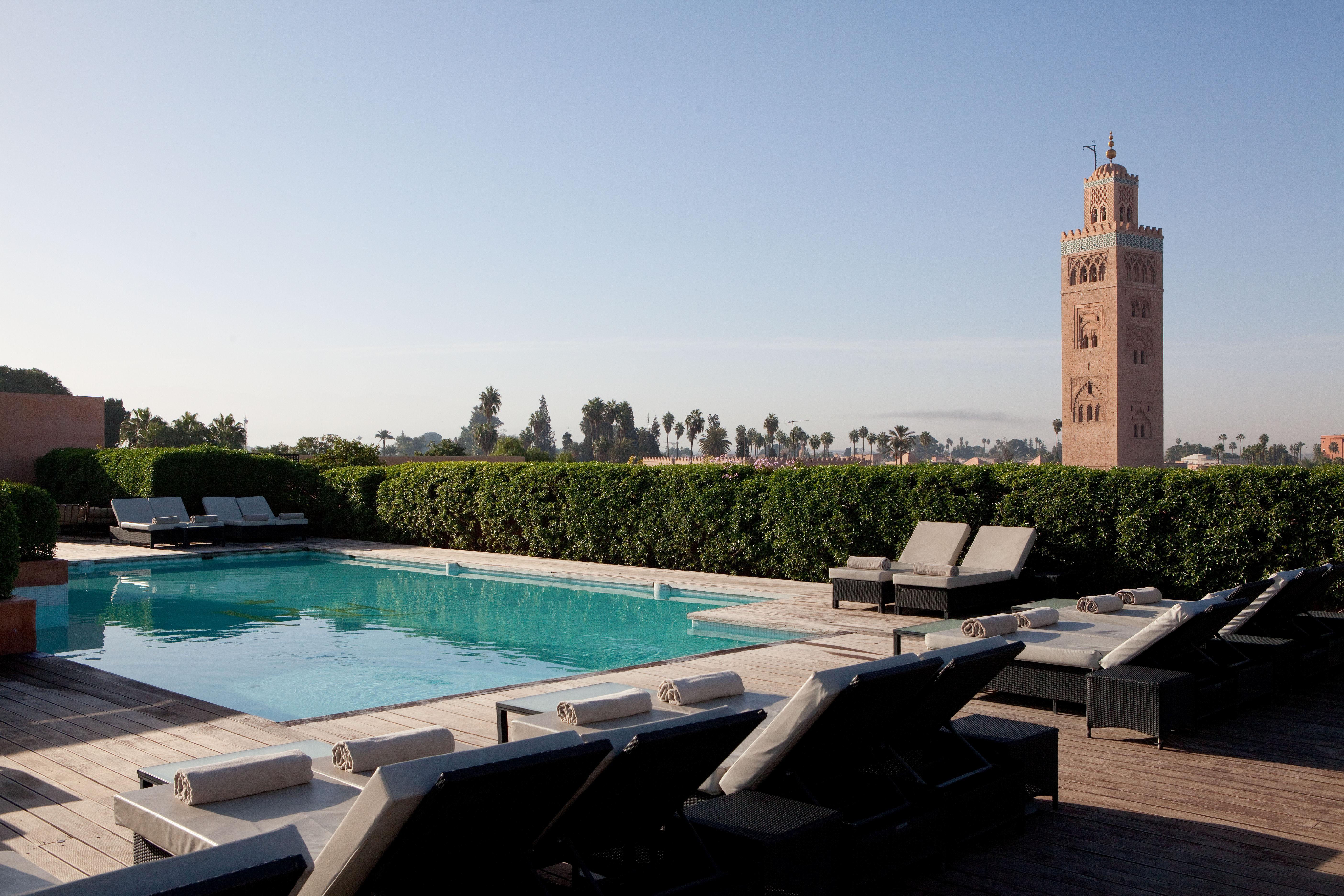 Les Jardins De La Koutoubia Hotel Marrakesh Luaran gambar The swimming pool at the hotel