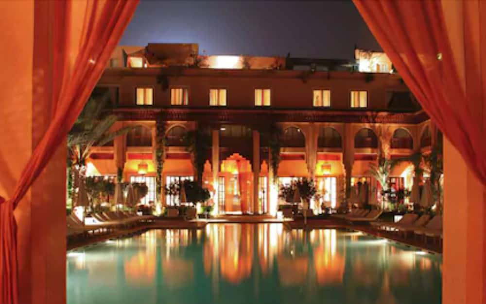 Les Jardins De La Koutoubia Hotel Marrakesh Luaran gambar The pool at the hotel