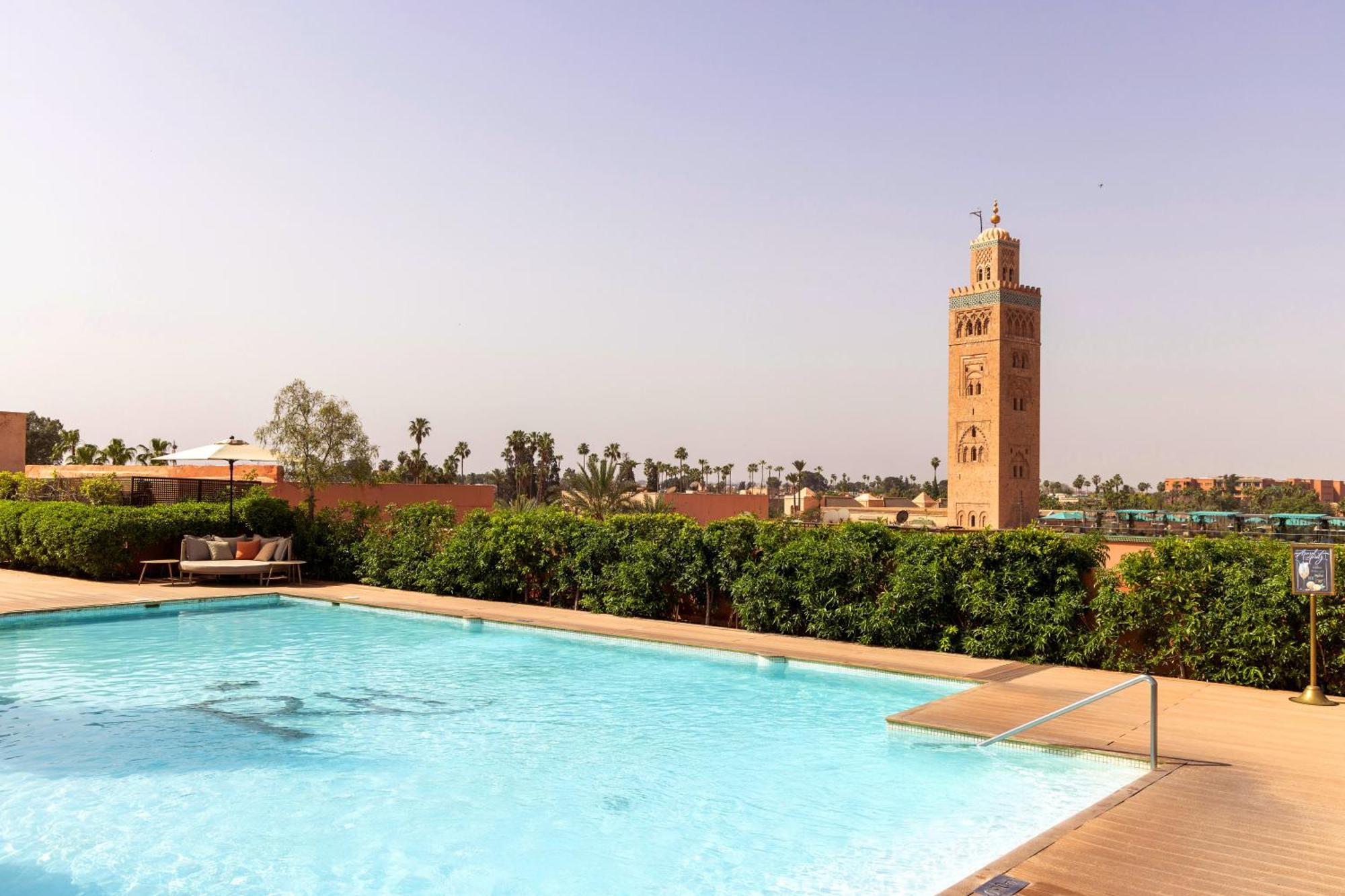 Les Jardins De La Koutoubia Hotel Marrakesh Luaran gambar The swimming pool at the hotel